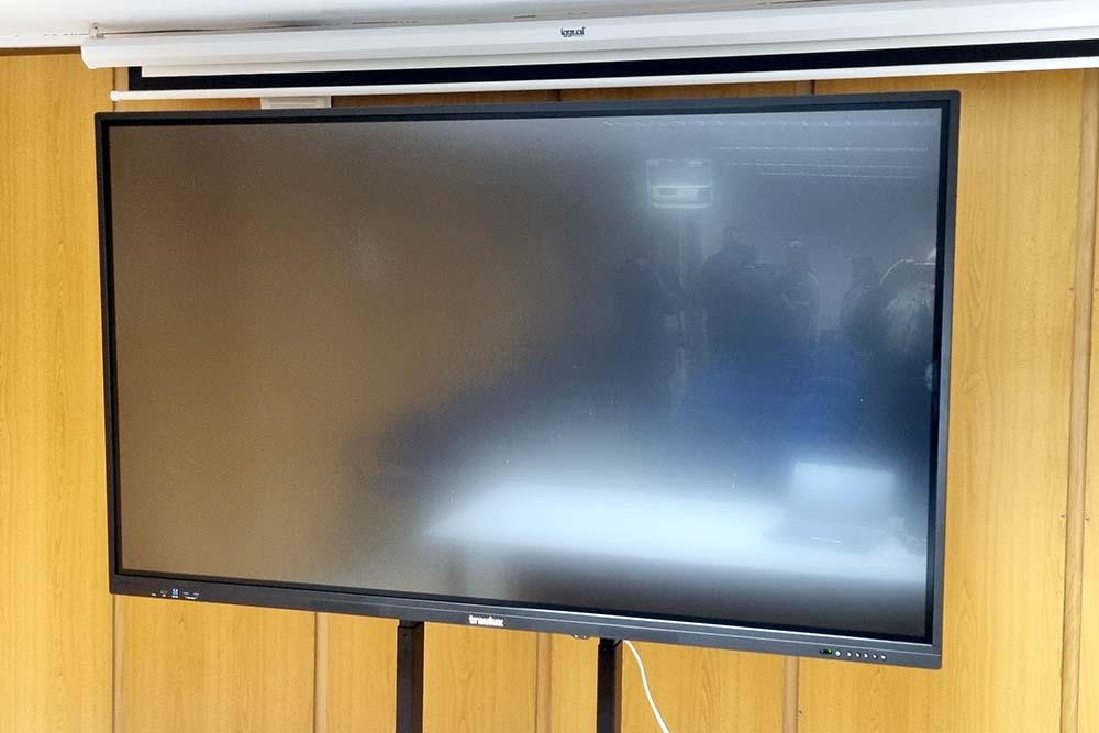 Estrenamos pantalla inteligente e interactiva